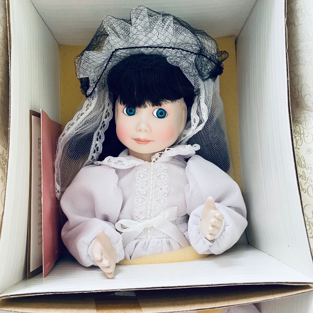 Franklin Heirloom First Holy Communion Collector Doll
